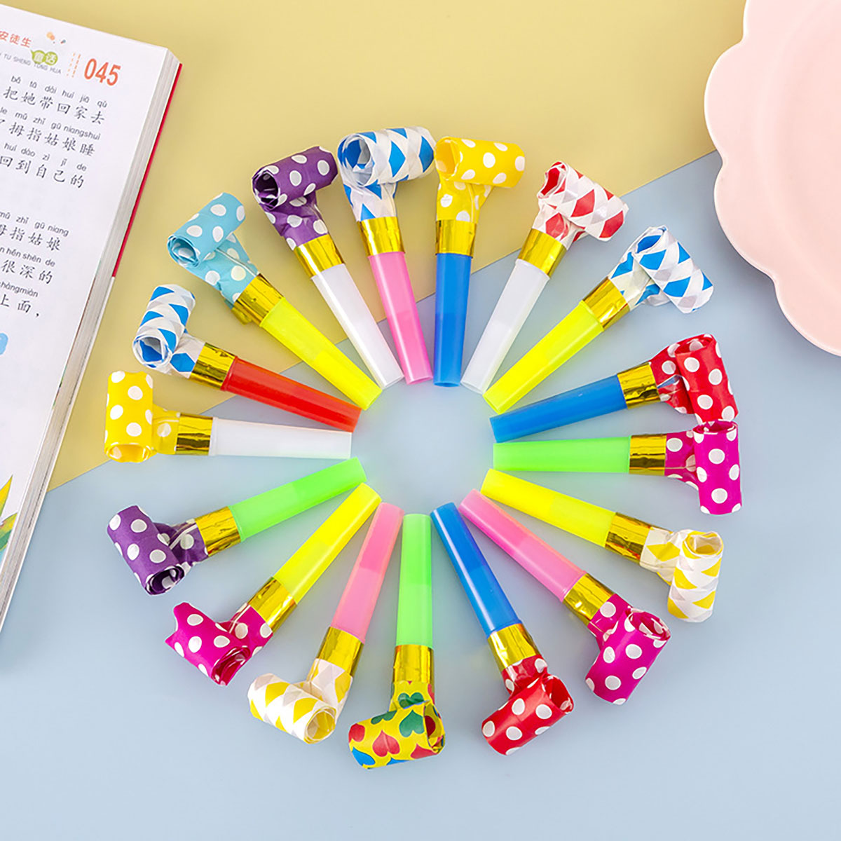 30PCS Colorful Whistles Toy Fu - Party Games Graduation avis et prix