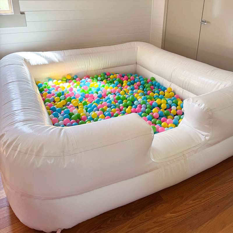 3x3M White Kids Inflatable Bal - Giant Connect Four avis et prix
